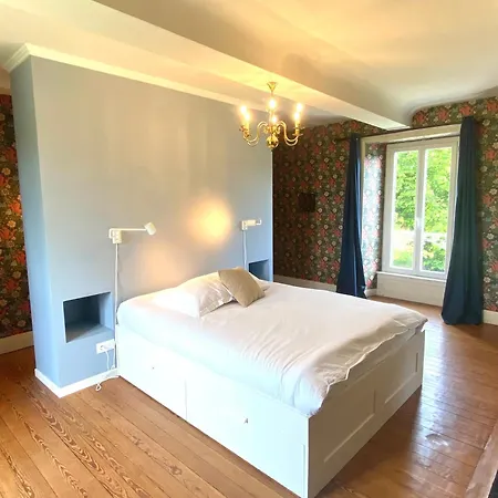 Dom wakacyjny La Ferme Familiale De - Confort - Calme - Jardin *