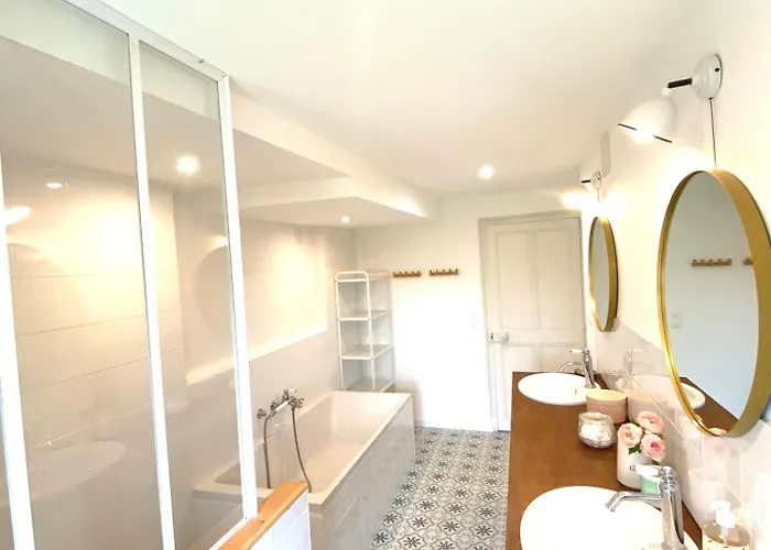 La Ferme Familiale De - Proche Mezidon Canon - Jardin *